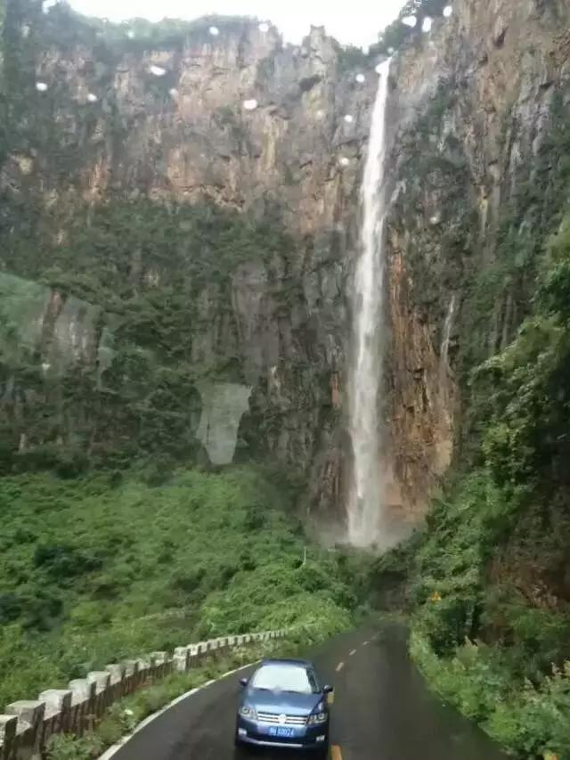 如何应对暴雨天气挑战，最新暴雨通知指南